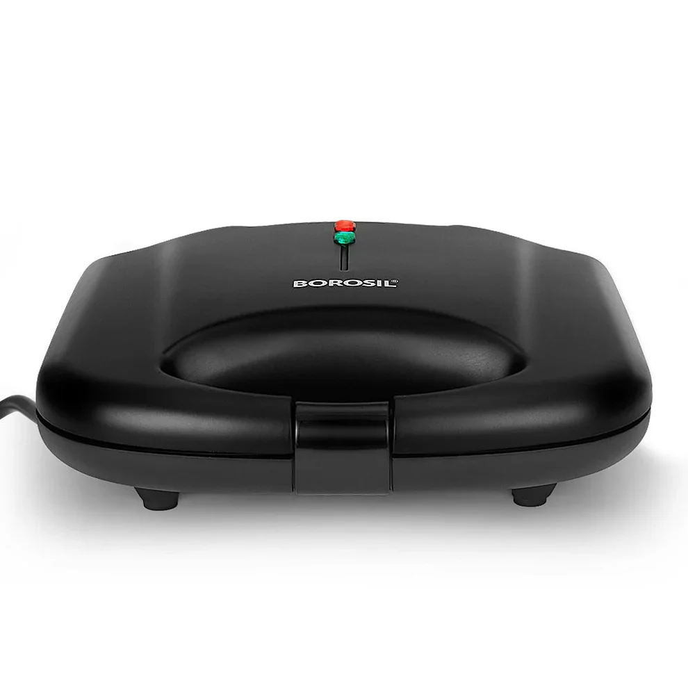 Close-up of the ergonomic cool touch handle and sleek stainless steel exterior on the Borosil 800W sandwich maker